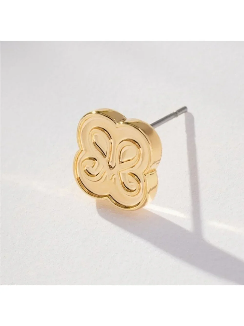 New! Anthropologie Maeve 14K Gold Plated Clover Post Earrings NWT